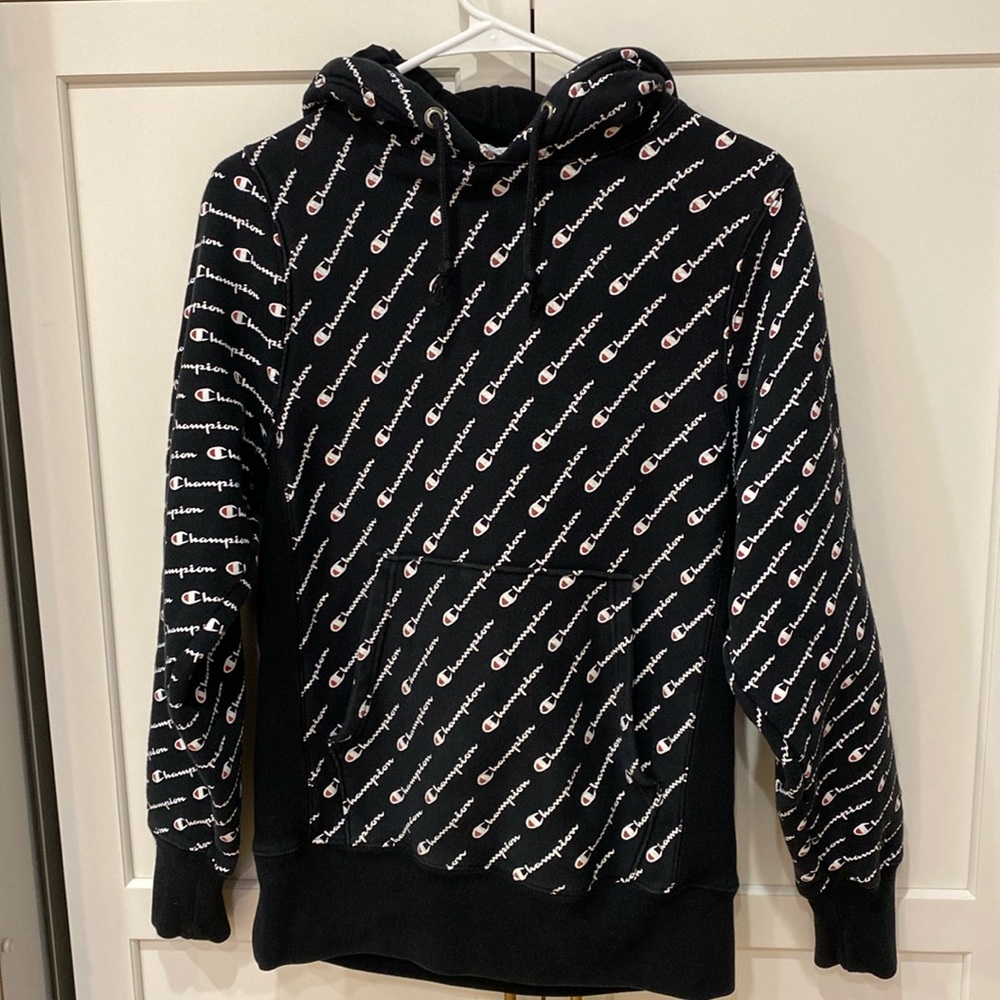 Champion men’s Small sweatshirt
